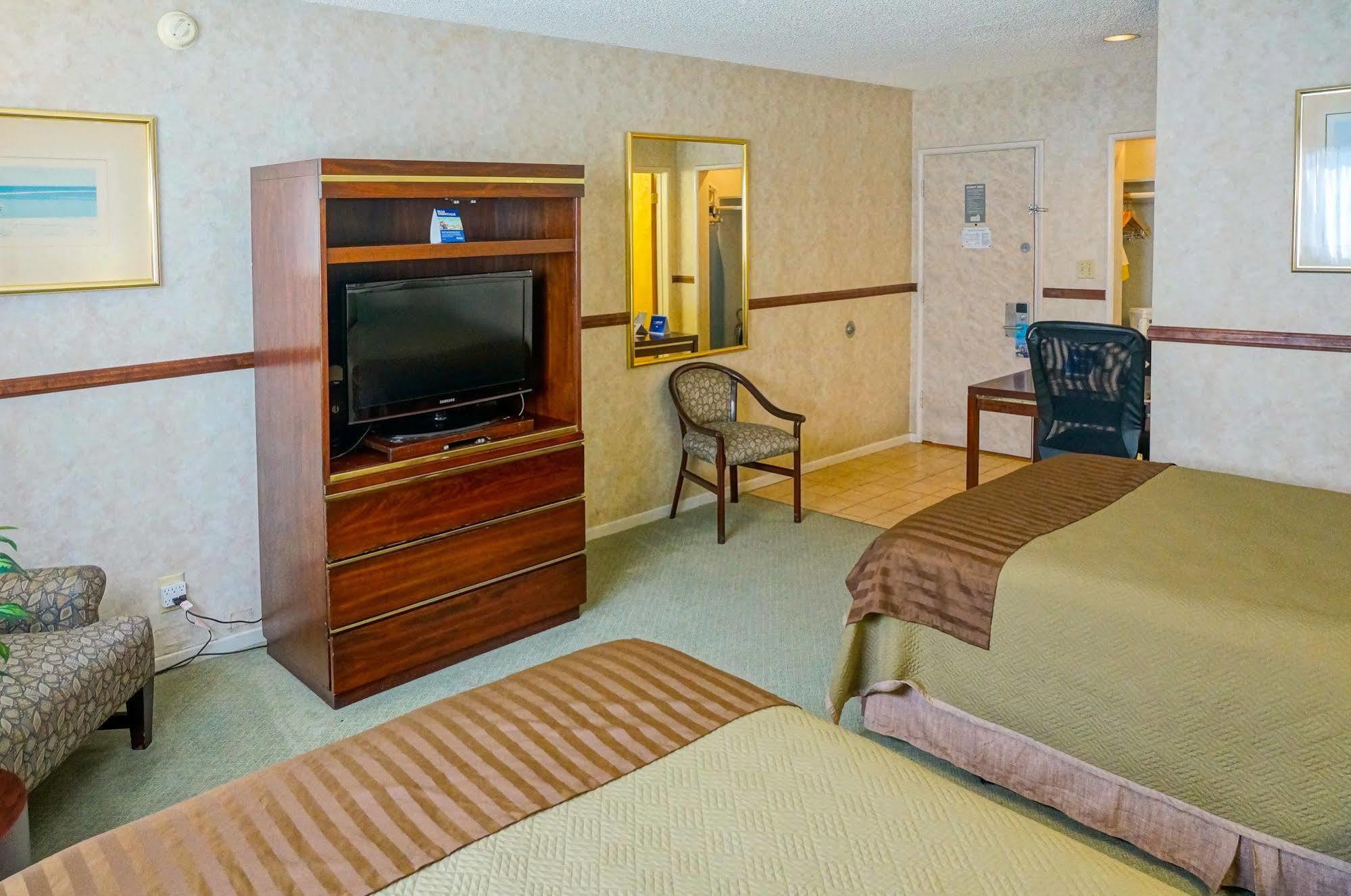 Travelodge Hotel At Lax Лос-Анджелес Екстер'єр фото